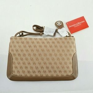 Dooney & Bourke Purse